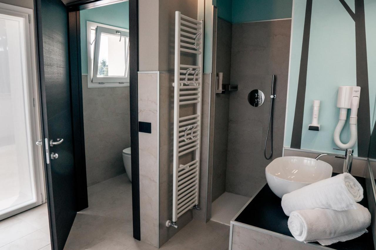 K Modern Hotel Peschiera del Garda Esterno foto