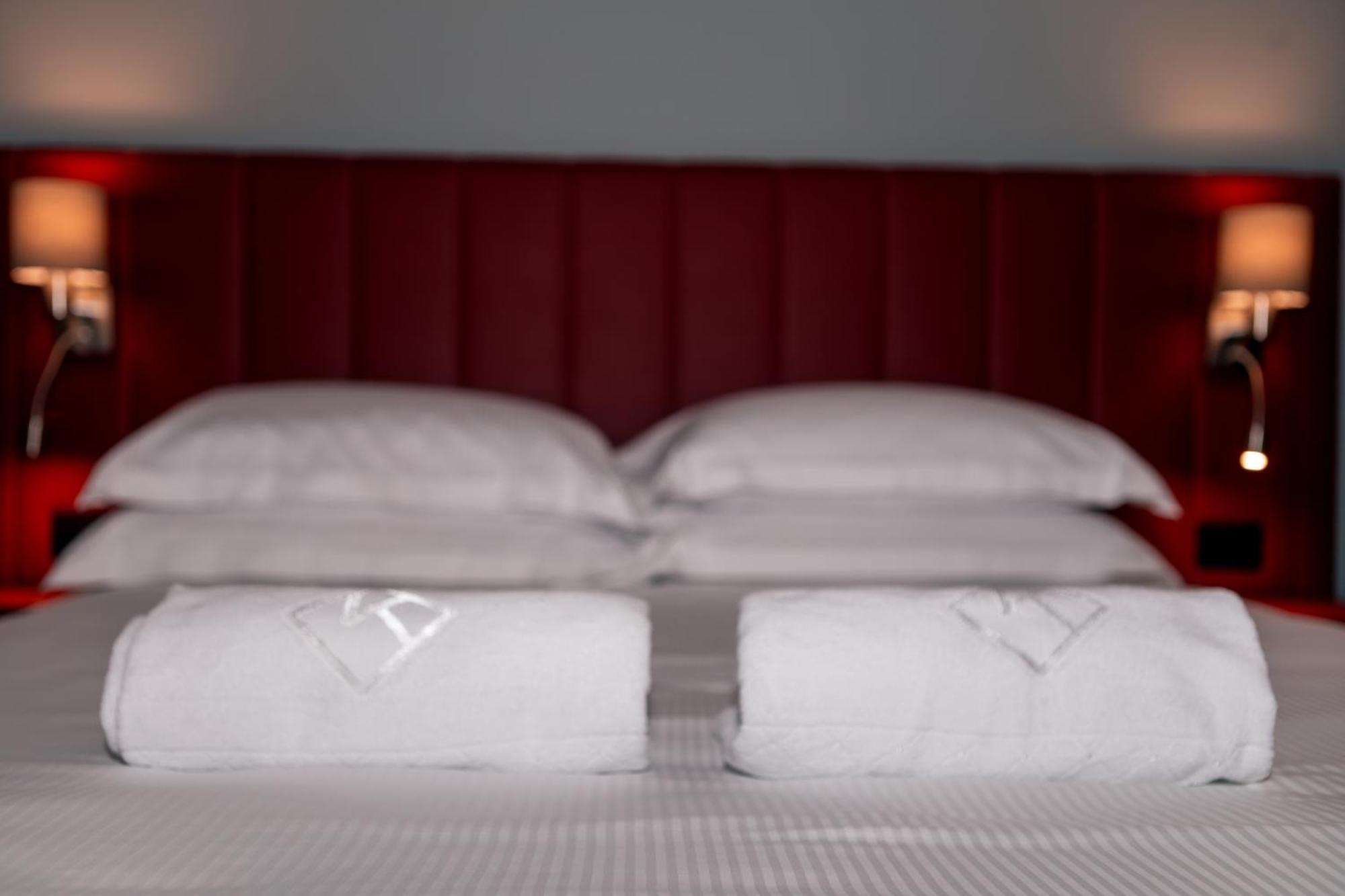 K Modern Hotel Peschiera del Garda Esterno foto