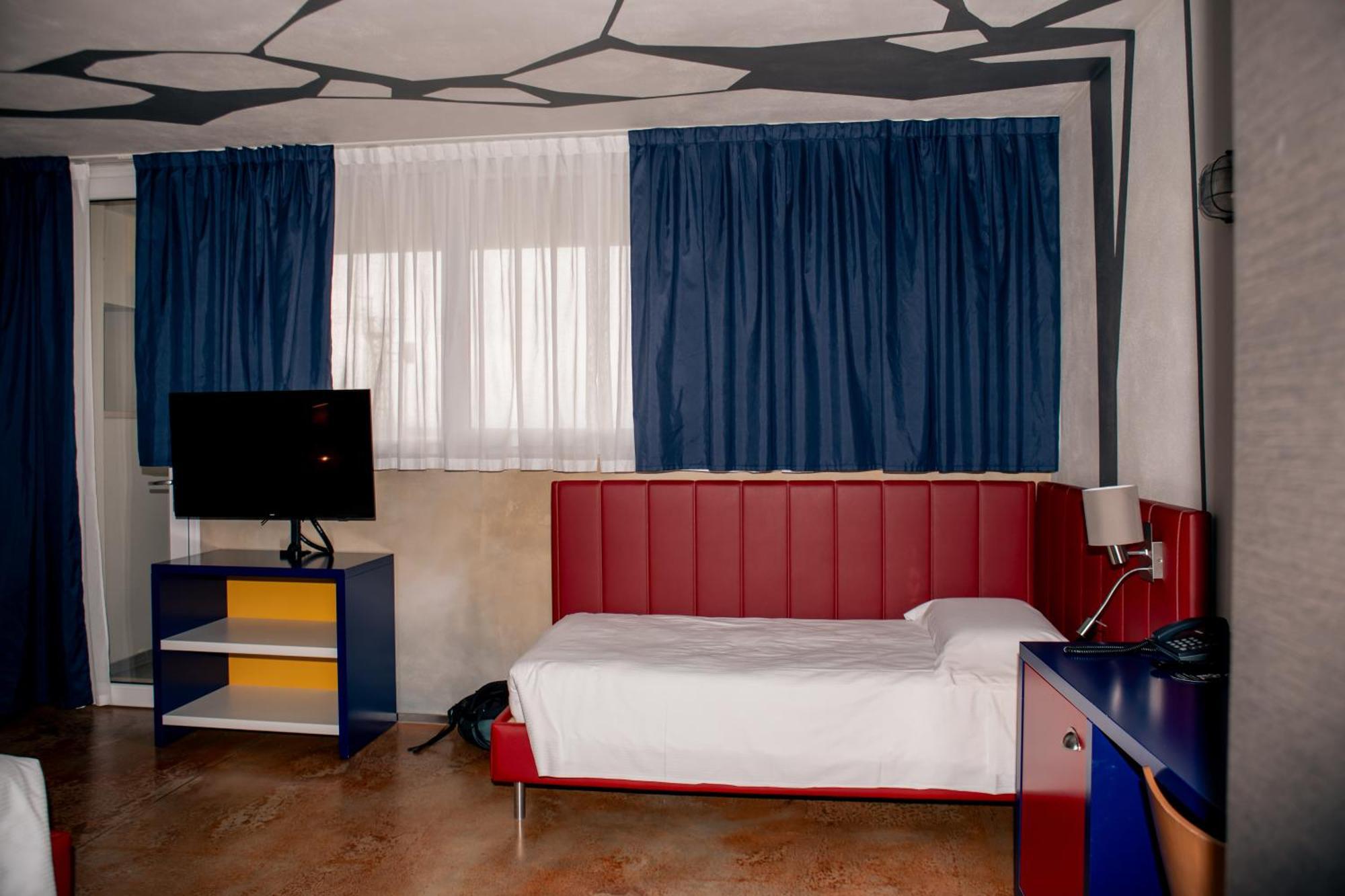 K Modern Hotel Peschiera del Garda Esterno foto