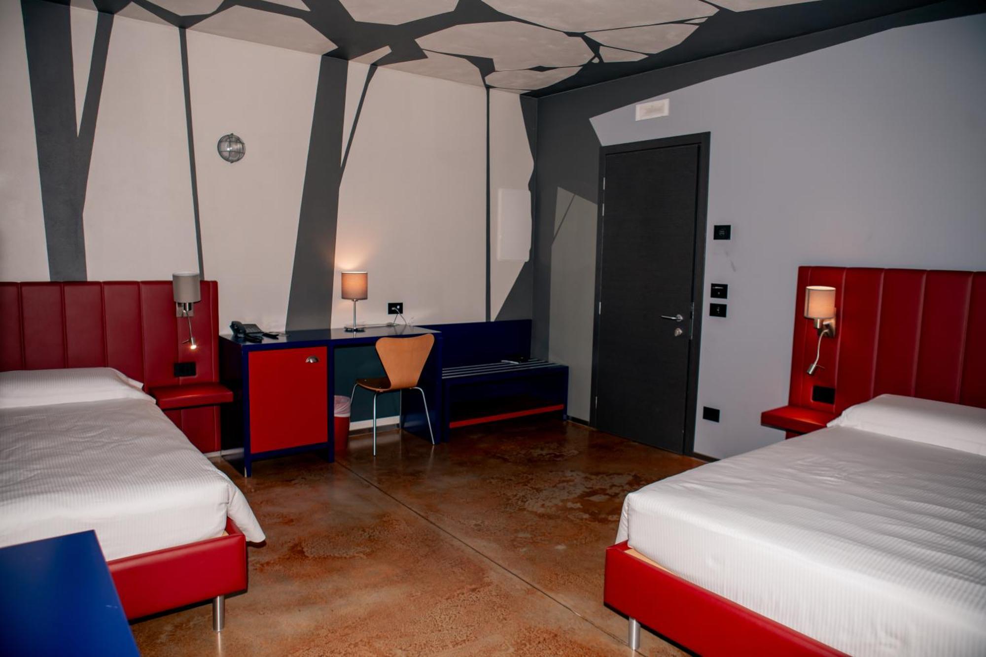 K Modern Hotel Peschiera del Garda Esterno foto